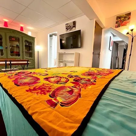 Jolie App Centre Remparts Patio Apartament