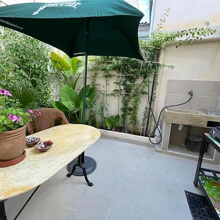 Jolie App Centre Remparts Patio Apartament Aigues-Mortes