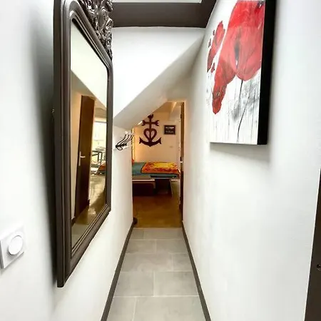 Jolie App Centre Remparts Patio Apartament